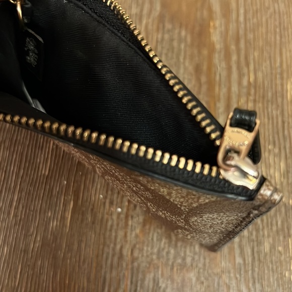 Coach Wallet - Picture 3 of 4